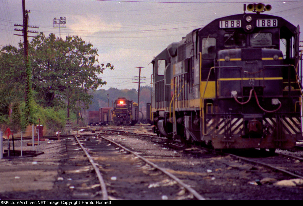 SBD 1888 in foreground with SBD 6740 switching cars